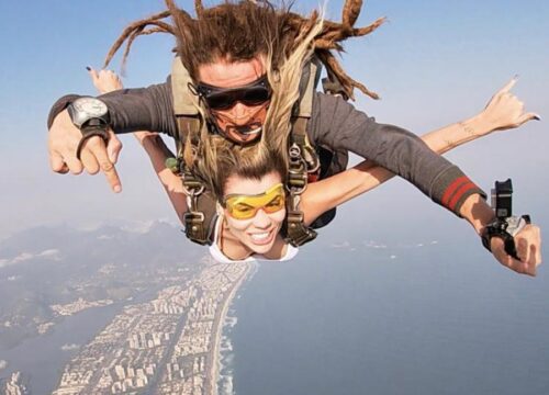 Salto de Paraquedas na Barra da Tijuca